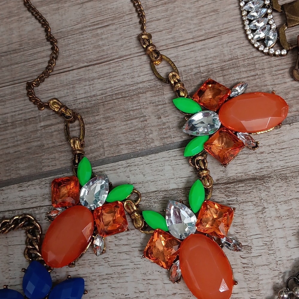 7 Piece Statement Necklaces..Bundle - image 4